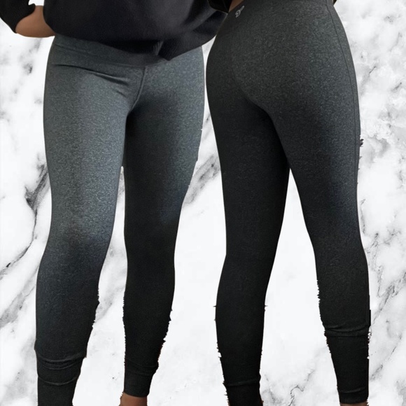 Aritzia Dark Grey Leggings - Picture 1 of 7